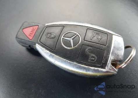 2016 Mercedes-Benz S 550 4Matic z USA, uszkodzony, nr VIN WDDXJ8FB6GA016717